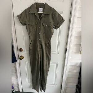 Celebrity Pink Jumpsuit Women’s Medium Olive Green Short Sleeve cotton stretch